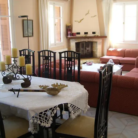 Central - Sea View Vakantiehuis